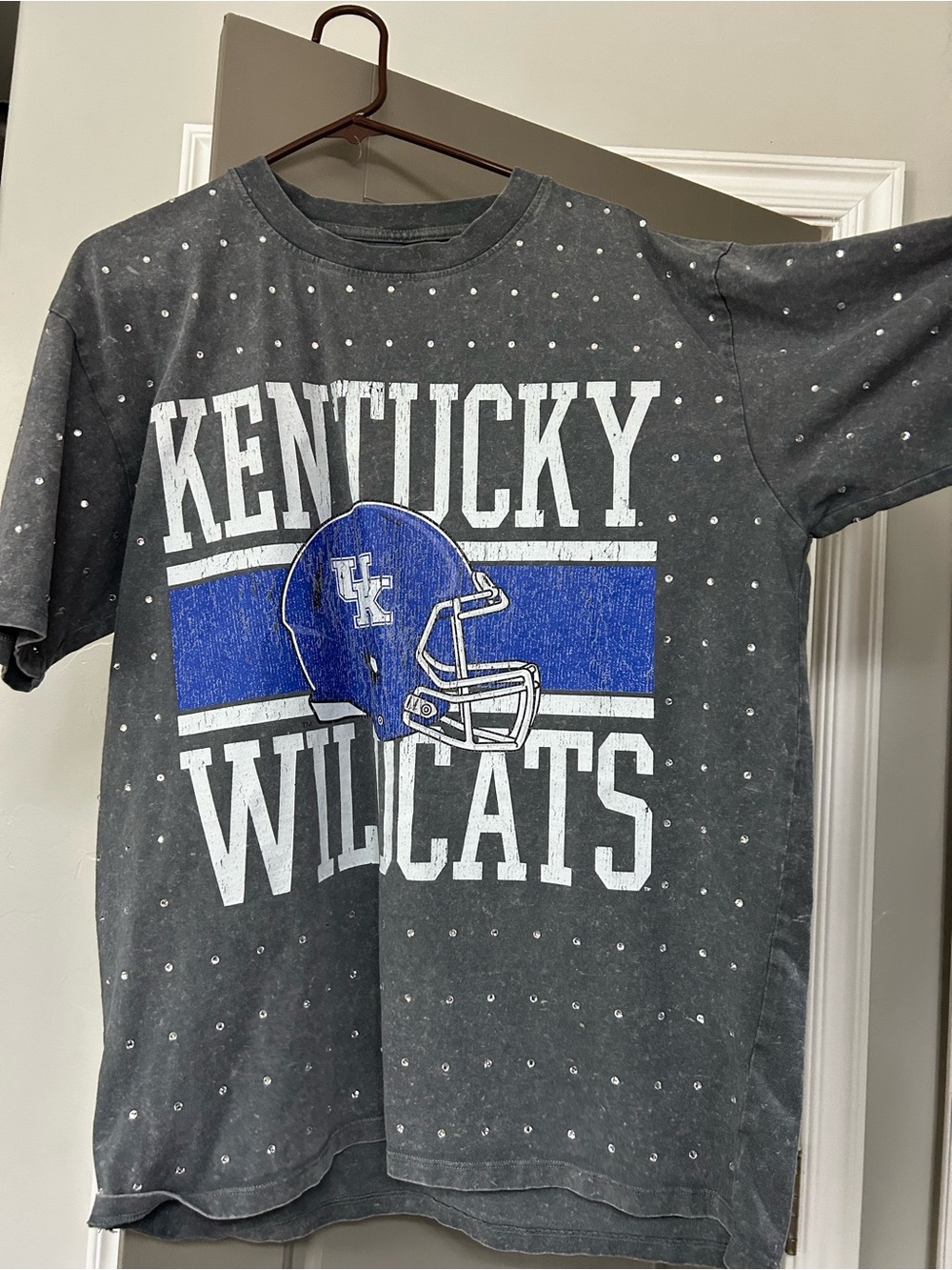 Kentucky Wildcats Short Sleeve Tee - Charcoal with Blue Graphic
